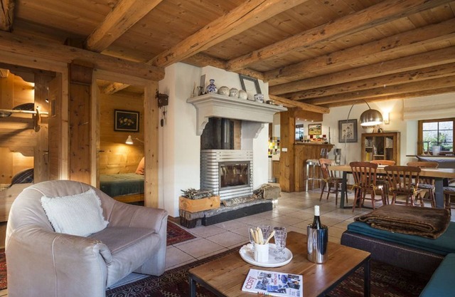 Charming apartment in chalet near Les Arcs classified 4 Cristaux Paradiski