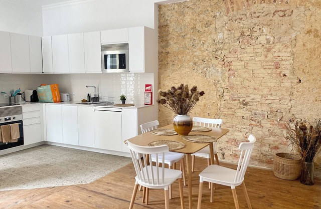 Charming apartment for 6 people, 100 m from the beach in Figueira da Foz