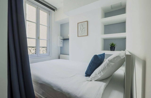 Charming apartment-1BR-3P-Ternes