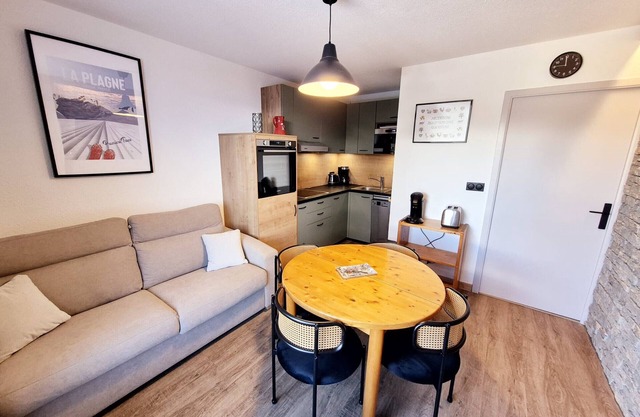 Charming Apartment Close to Slopes in La Plagne - 6 Guests