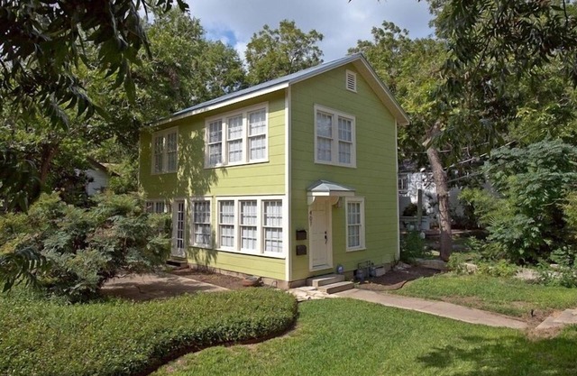 Charming Apartment In Central Austin