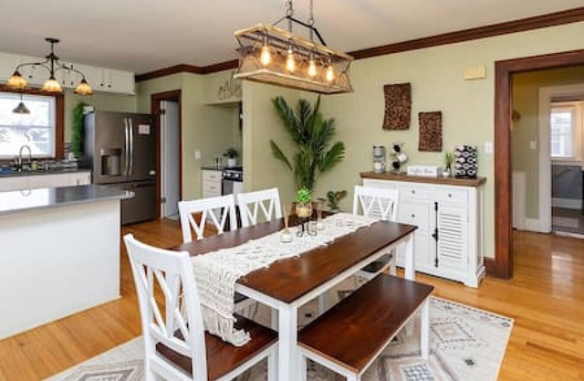 Charming Beaverdale 4BR/2BA in central DSM - Safe & Cozy