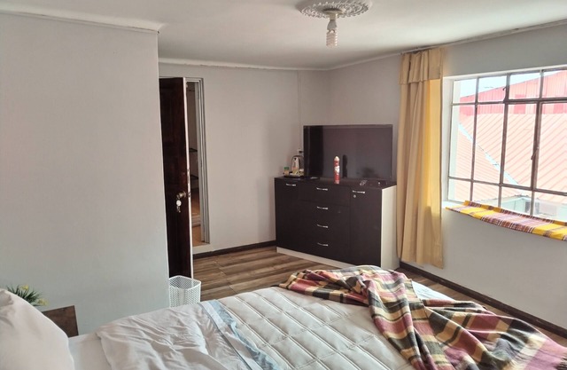 Charming bed & breakfast in tranquil Huancayo with WiFi