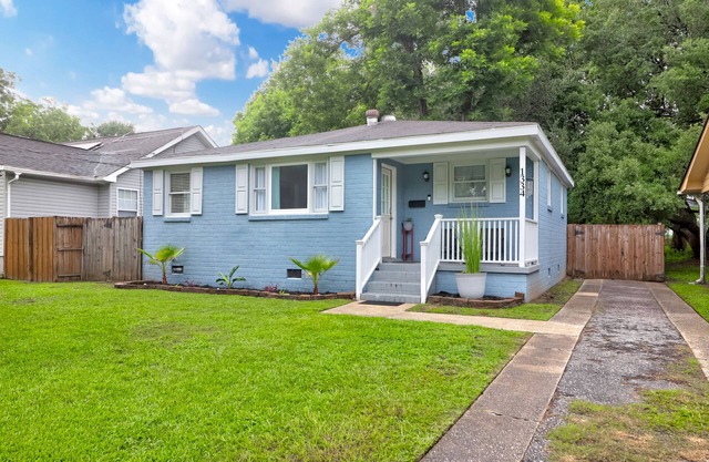 Charming Charleston Home in the Heart of West Ashley