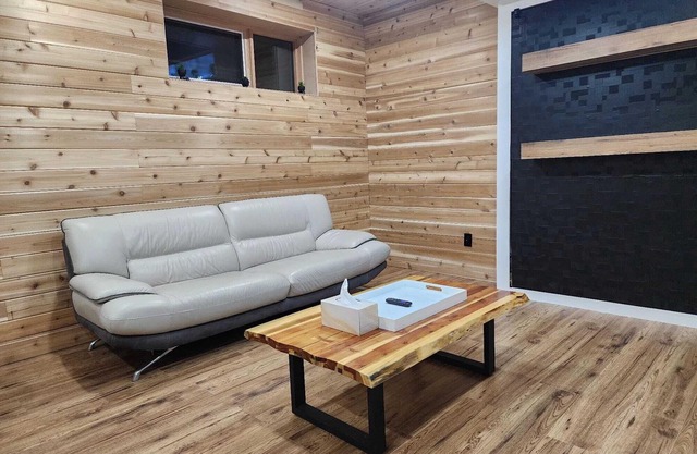 "Charming & Compact Retreat"