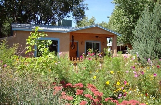 Charming Corrales Casita
