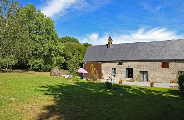 Charming Cottage with Garden, BBQ, and WiFi in Peaceful Normandy Setting