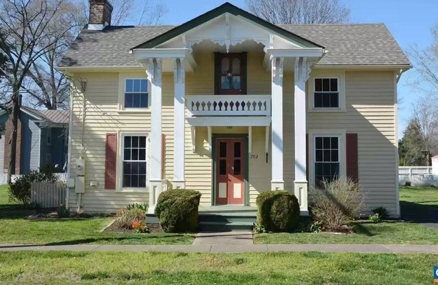 Charming Cottage in the Heart of Gordonsville