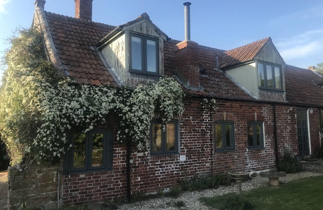 Charming cottage in incredible peaceful countryside location yet not isolated.