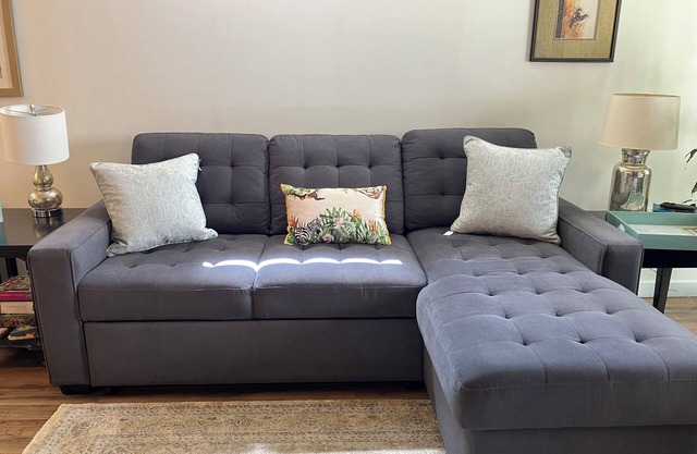 Charming cottage in scenic Seattle with AC, WiFi, and all the comforts of home.