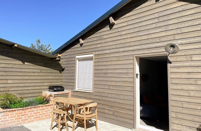 Charming cottage in Sologne with private parking and pets allowed