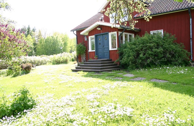 Charming cottage near the sea