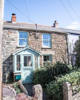Charming Cottage near Beach!