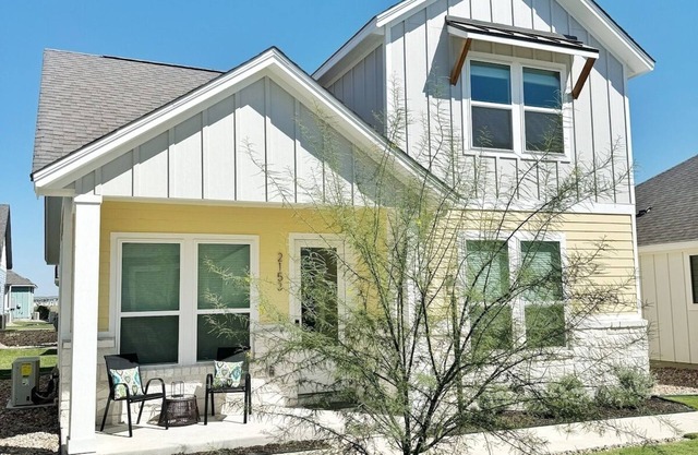 Charming Cottage “Yellow Haus” near Gruene