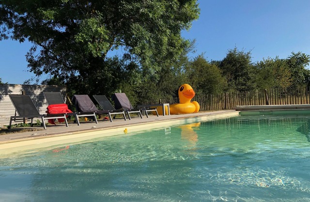 Charming country house with pool