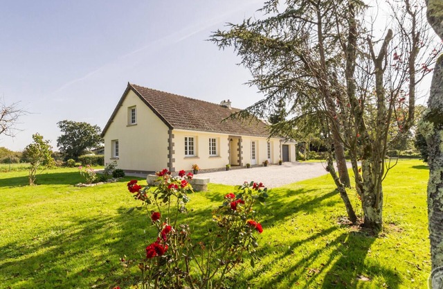 Charming Countryside Home with Garden, Terrace, and Modern Amenities