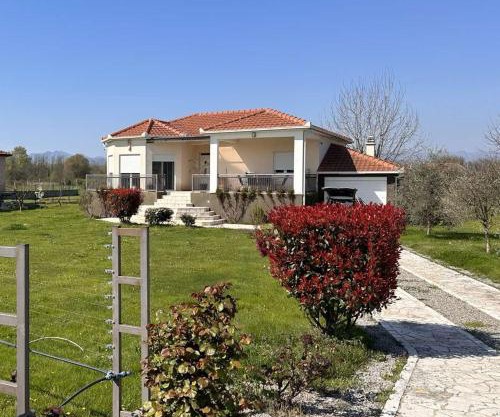 Charming Countryside Villa with Garden & Terrace near Skadar Lake