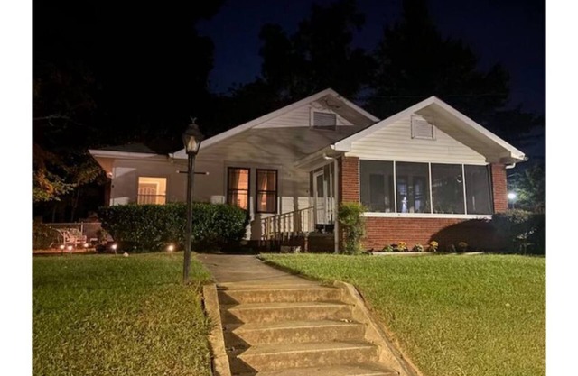 Charming Cozy Stay on Cambridge