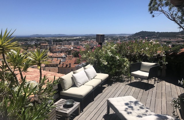 Charming duplex apartment with large terrace and splendid view.