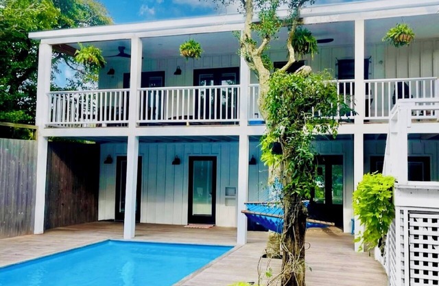Charming Fire Island Pines 3-bedroom Treehouse