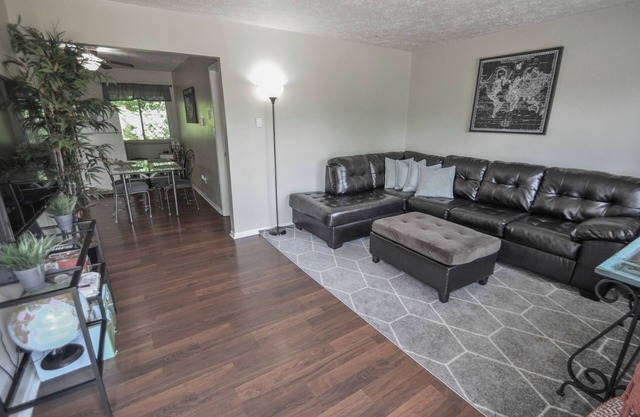 Charming first floor 2-bedroom apartment. All private with patio.