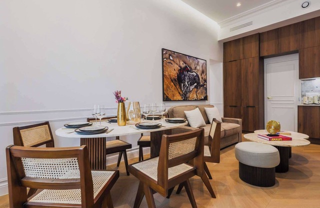 Charming flat - 2BR/6P - Arc de Triomphe