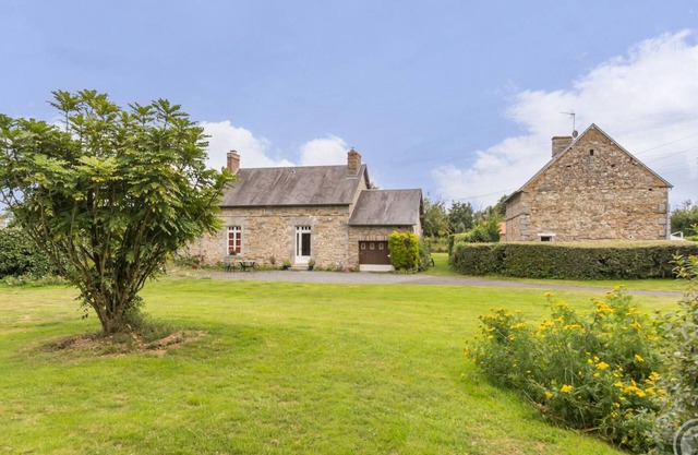 Charming house with garden, pets allowed