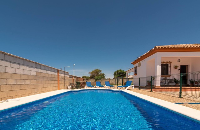 Charming Home with Pool, Spacious Terrace, Garden & Wi-Fi; Pets Allowed, Parking Available