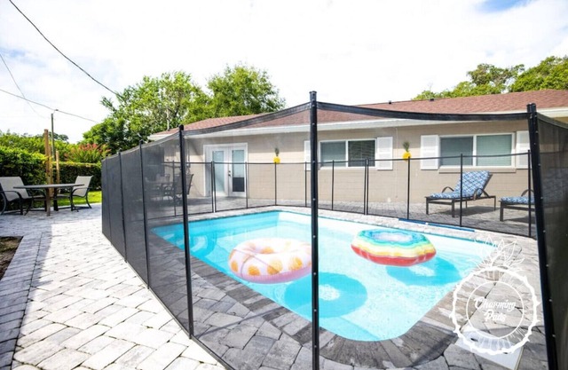 Charming Heated Pool home in Altamonte Springs