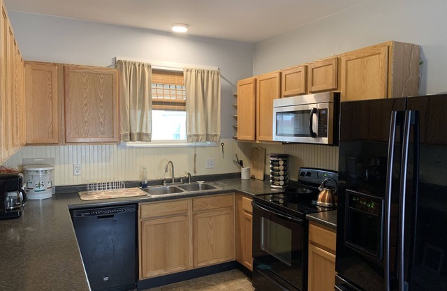 Charming historic home near PSU and fly fishing destinations