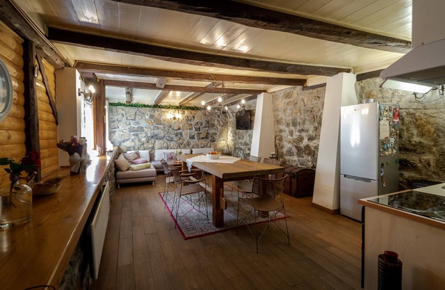 Charming Holiday House in Velika Lesnica