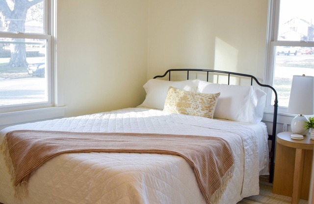 Charming Home Away From Home!