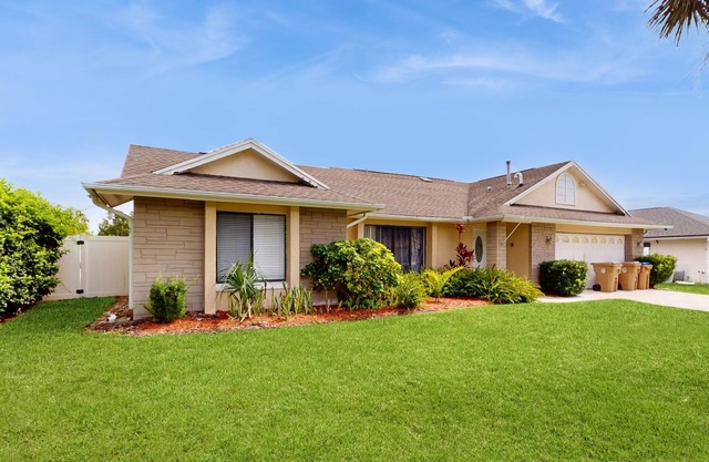 Charming home boasting a private pool, wifi and room for the whole family