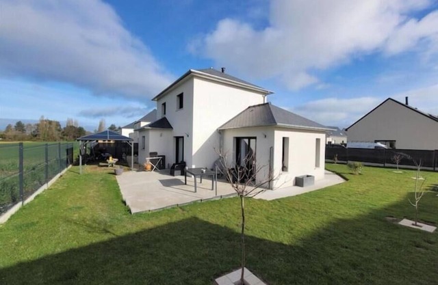 Charming house 10 minutes from the beach