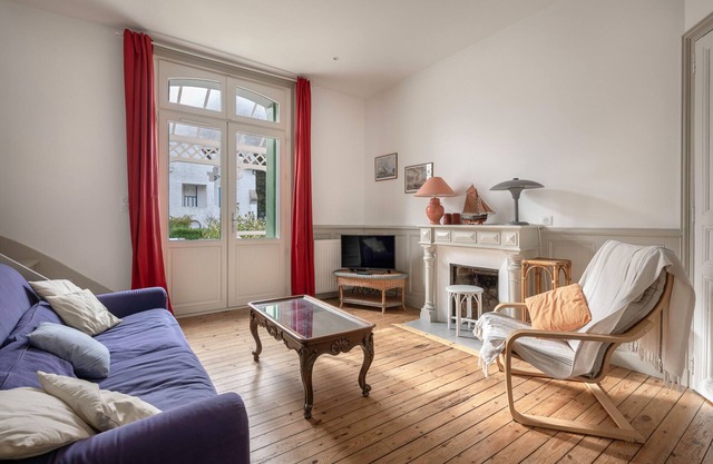 Charming house 250 metres from the beach