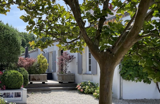 Charming house, 4 stars, in the middle of the village, 4 km away from the beach