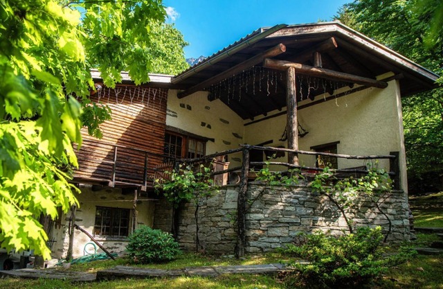Charming house by the river in the Verzasca Valley (CASA AL FIUME)