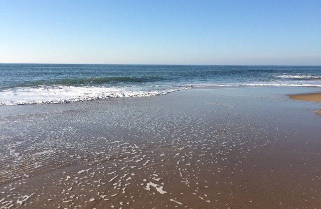 Charming house in the heart of Palmyra near downtown and beach.