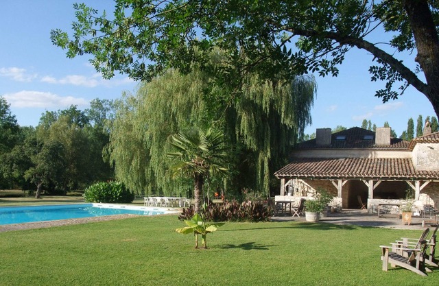Charming house with pool and SPA, pond, TRANQUILITE 1km from the village