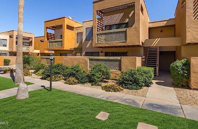 Charming inner Condo