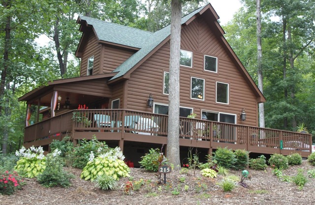 Charming Keowee Lakeview Home - Near Clemson