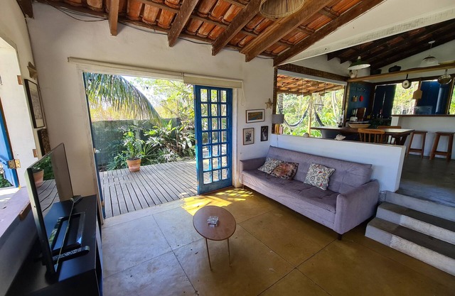 Charming little house on Feiticeira beach!