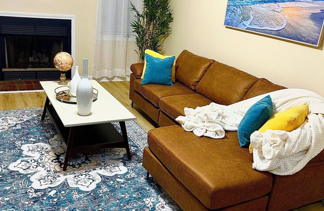 Charming modern 2-bedroom condo in delightful Greenville!