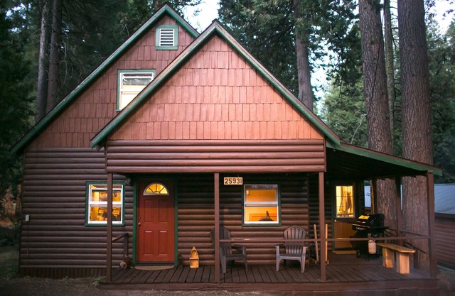 Charming Mountain Cabin