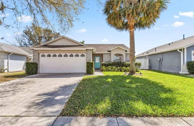 Charming Pool House, 10-15min to Disney, 2BR/2BA.