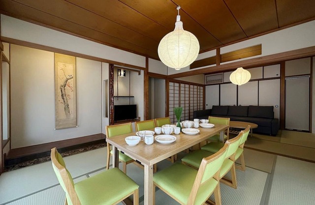 Charming Private House in Miyajimaguchi, Near Itsukushima Shrine Upto 18 ppl