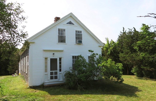 Charming, Renovated 1870s Home with Private Beach