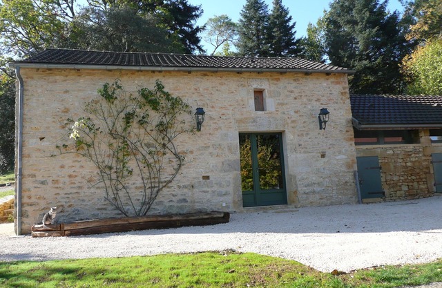 Charming renovated bakehouse near Daglan, Perigord Noir