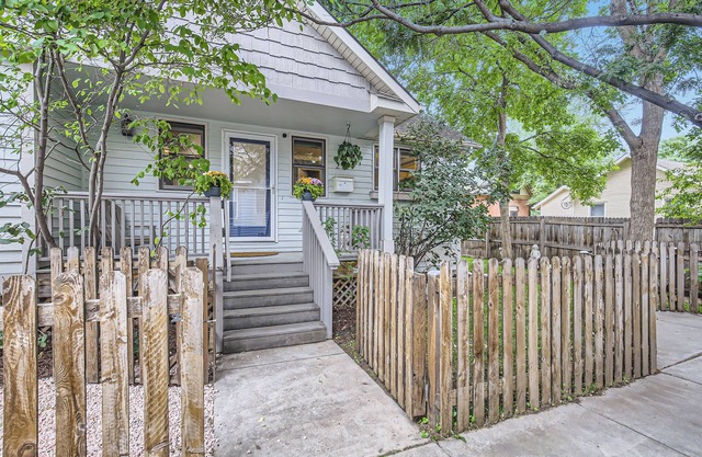 Charming Retreat in Old Town Fort Collins