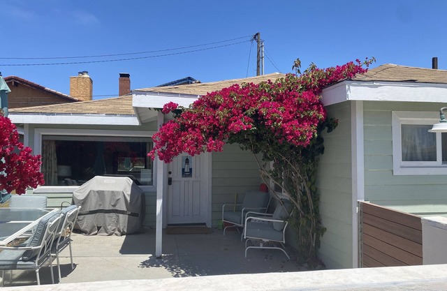 Charming Silverstrand Beach Cottage Just Steps to the Sand!